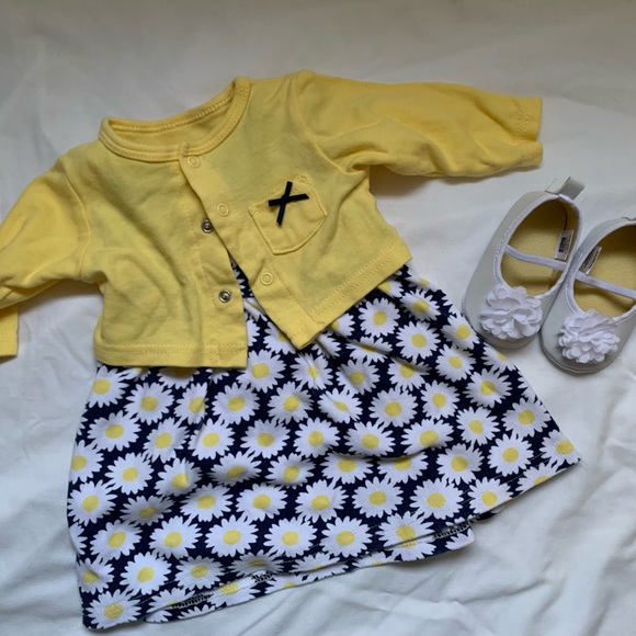 HB 3-6 m Daisy dress with sweater and shoes - Picture 1 of 12